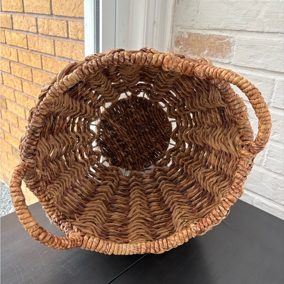 Woven Basket Home Accent - Picture 9 of 14